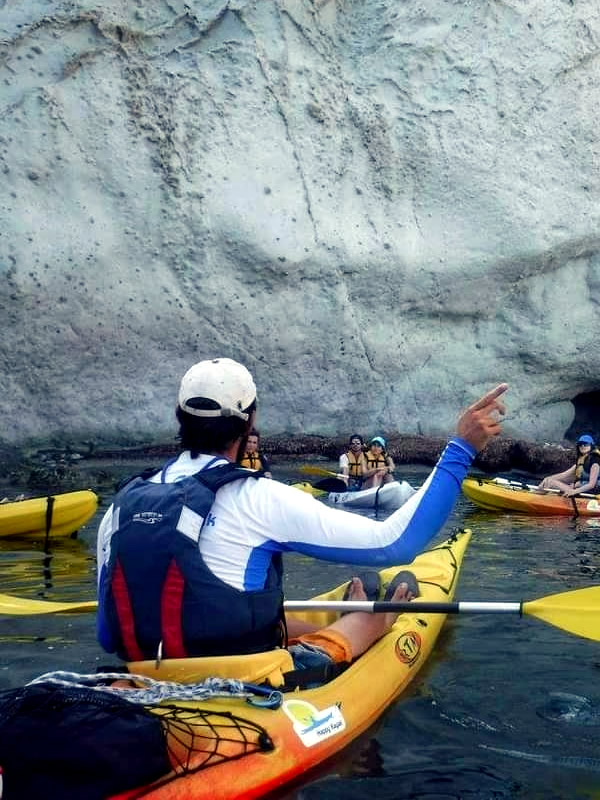 Rutas en kayak por Cabo de Gata con Happy Kayak Cabo de Gata.